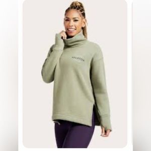 PELOTON Funnel Neck Pullover XL